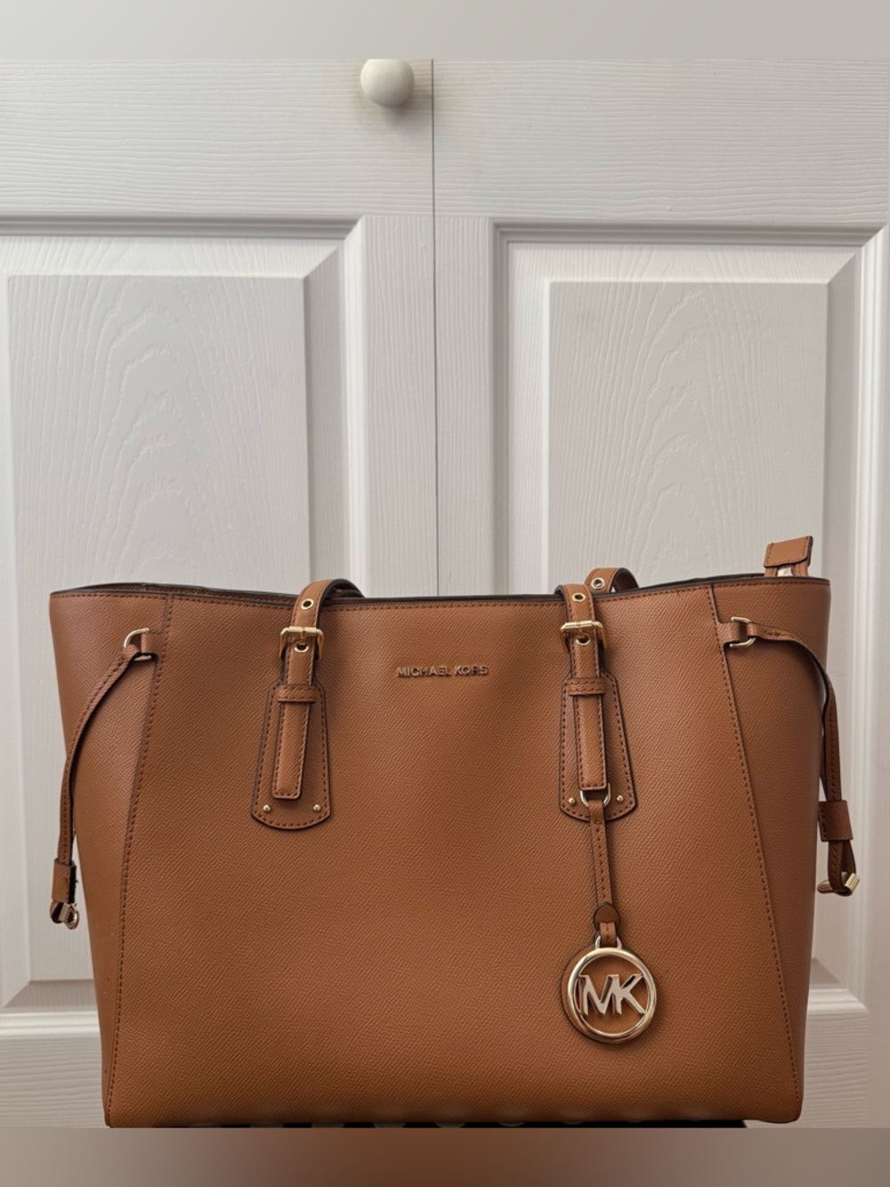 Michael Kors Saffiano Tote in Luggage Brown